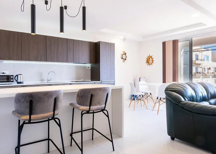 Mellieha, Charming 2 Bedroom Apartment Santa Maria Heights Mellieha