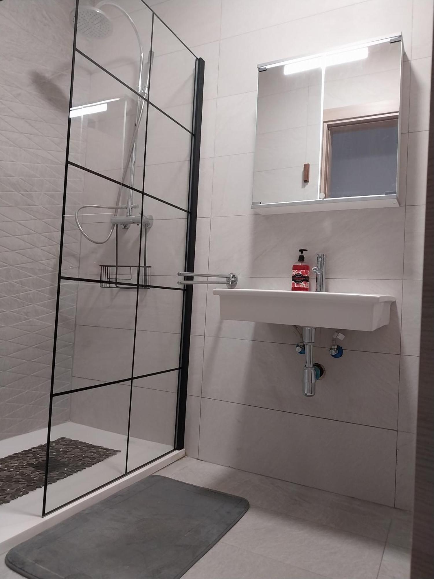 Mellieha, Charming 2 Bedroom Santa Maria Heights Appartement Mellieħa